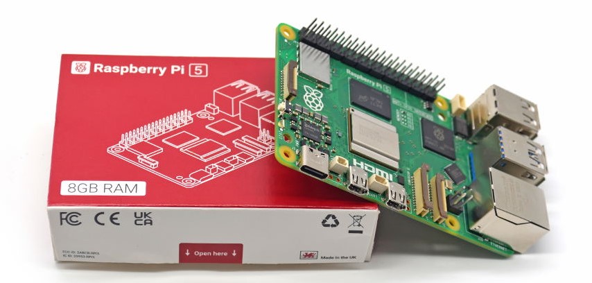 Original New Development Board - огляд і ціна Raspberry Pi 5 8Gb Kit